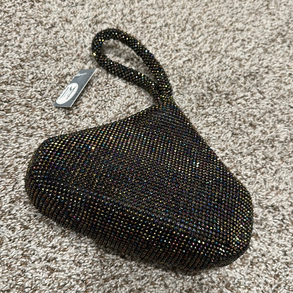 NWT clutch